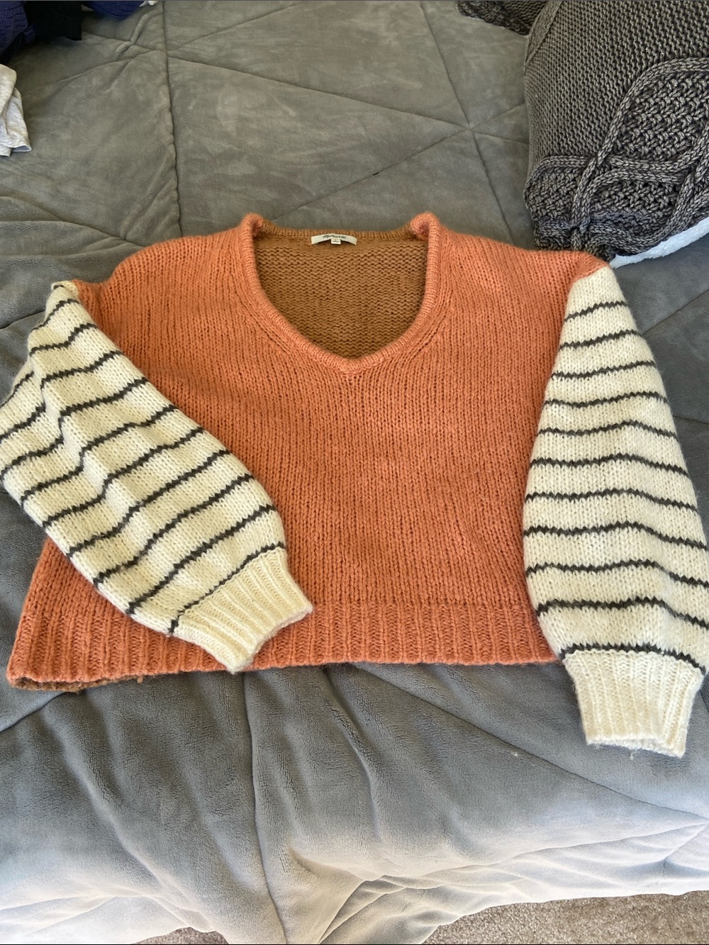 Cropped Rust V-Neck Sweater with Cream Striped Sleeves